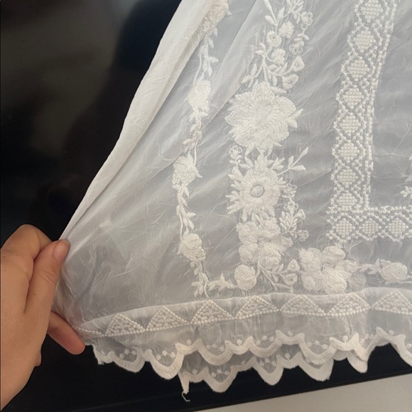 Johnny Was White Sheer Embroidered Tunic - Picture 3 of 10
